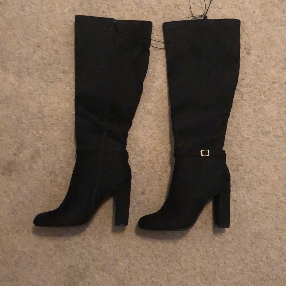 if you have larger calf the boot prob not fit correctly